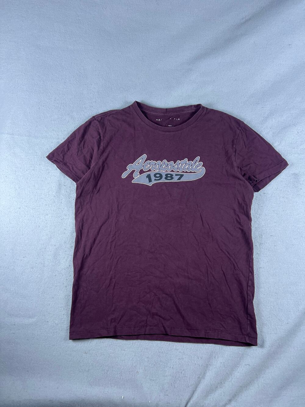 Aeropostale 1987 T-Shirt Mens M Maroon Short Sleeve Spellout Graphics Print Tee